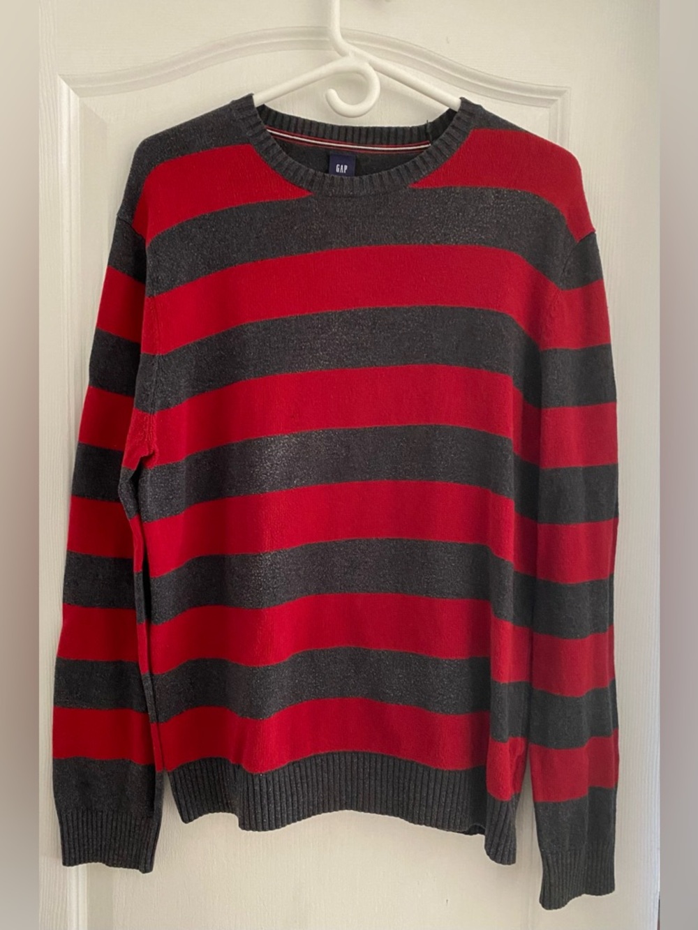 GAP Men’s Red & Gray Striped Crewneck Sweater Size L